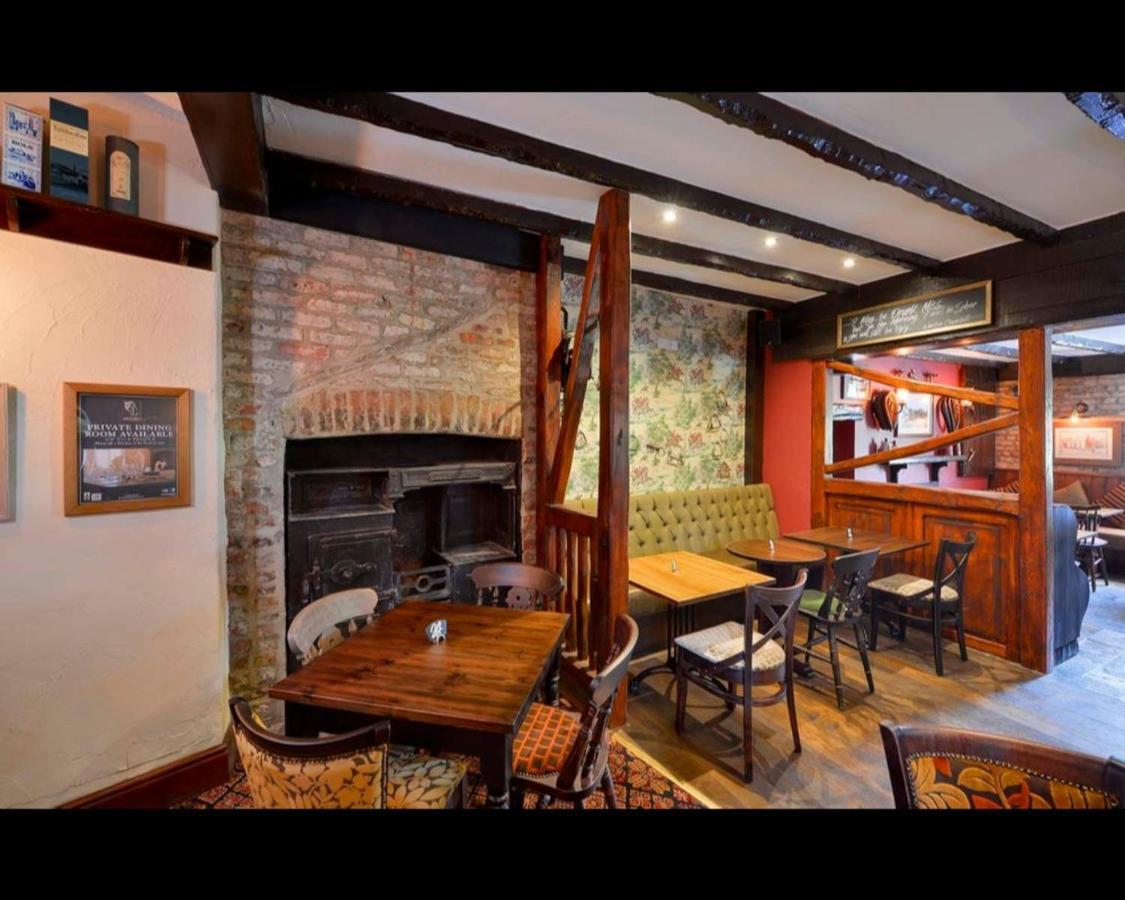 Hotel The Grey Horse à Elvington Extérieur photo